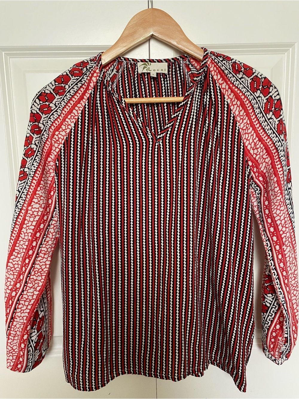 Local Top size Small red white & blue